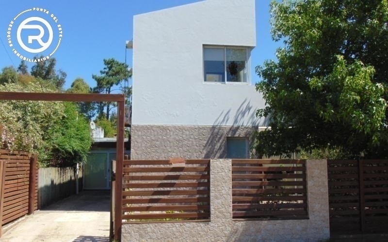 Casa muy còmoda con capacidad para 10 personas en La Barra  