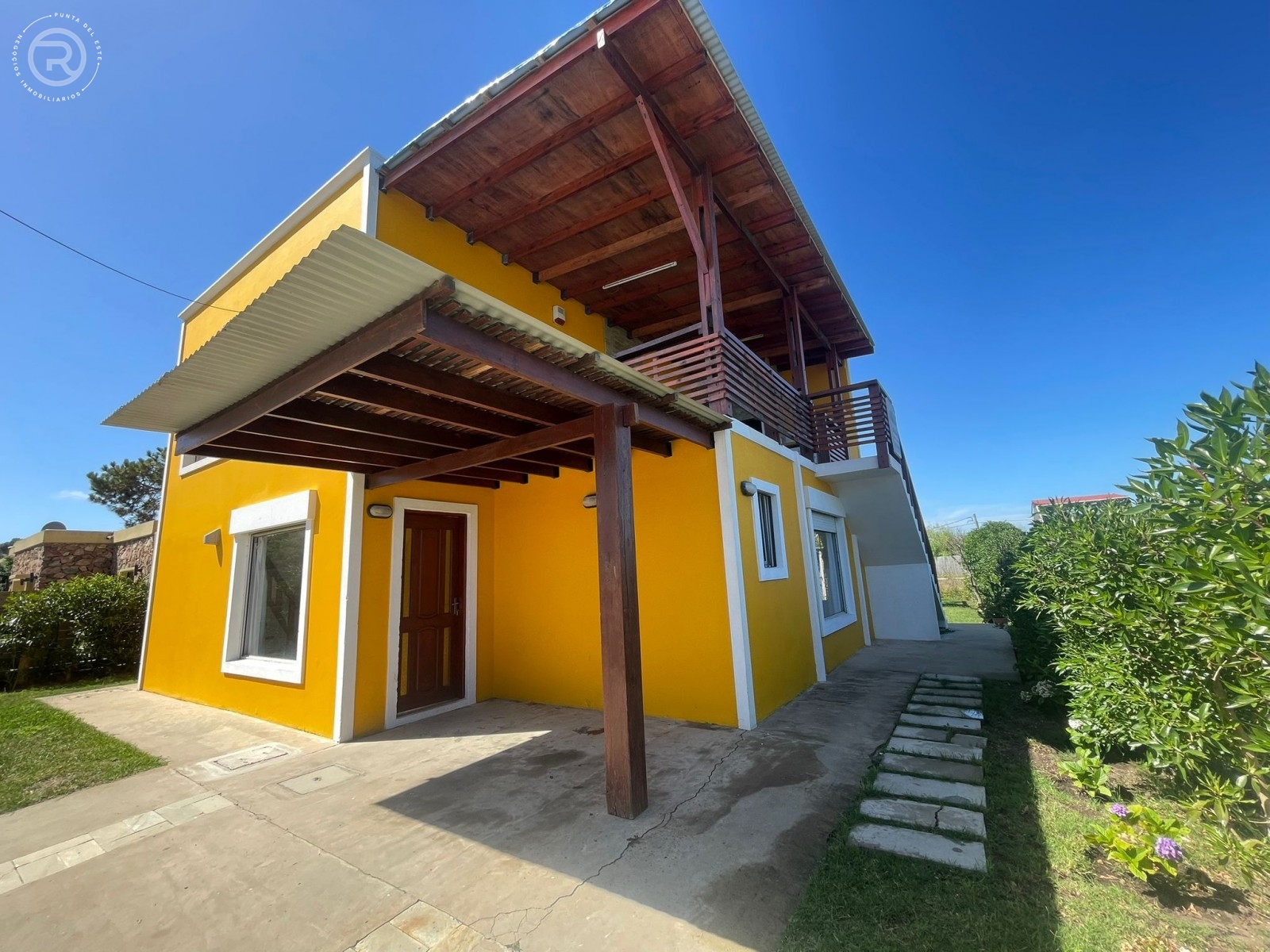 Casa con vista al mar, muy cómoda. 